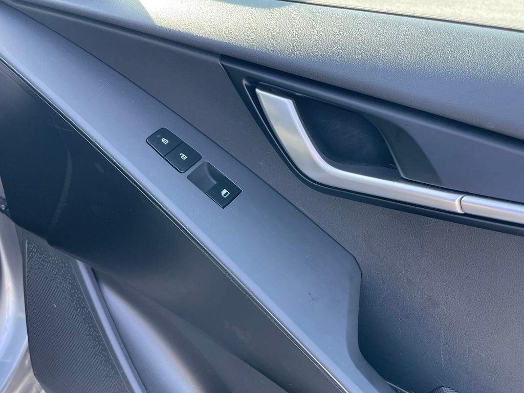 2025 Kia Niro LX - KIA CERTIFIED / 54 MPG