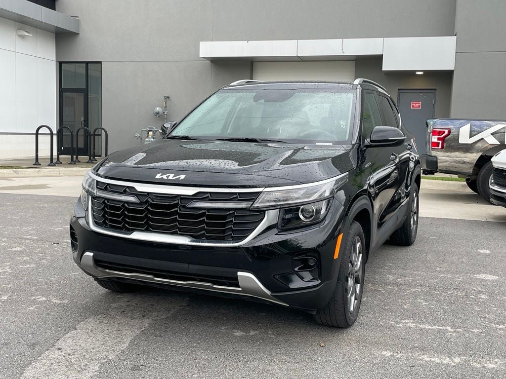 2024 Kia Seltos S - KIA CERTIFIED / APPLE CARPLAY