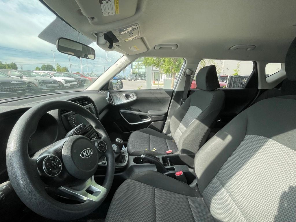 2020 Kia Soul LX - MANUAL TRANSMISSION
