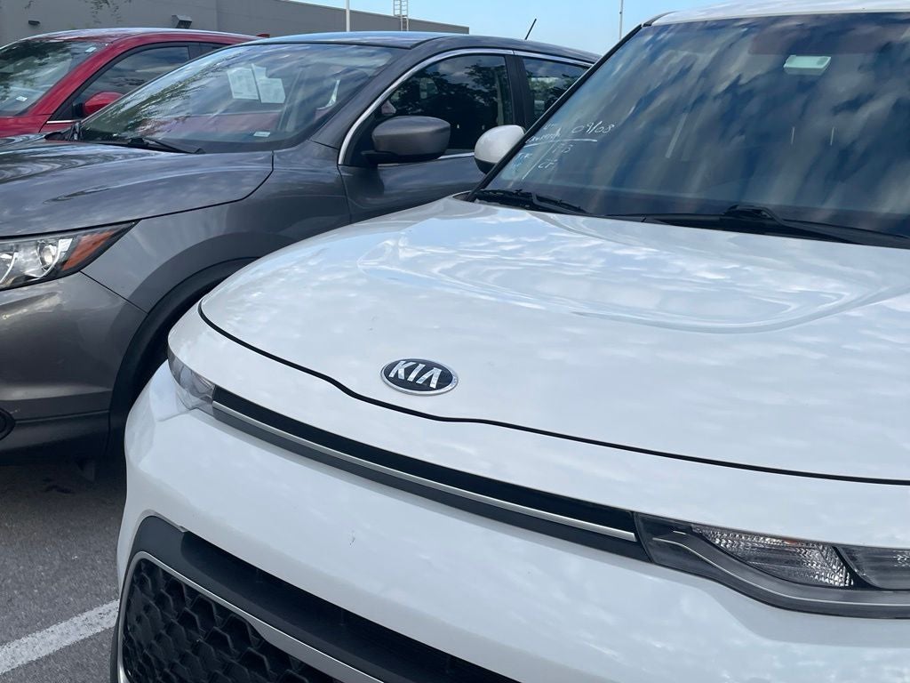2020 Kia Soul LX - 35 MPG / APPLE CARPLAY