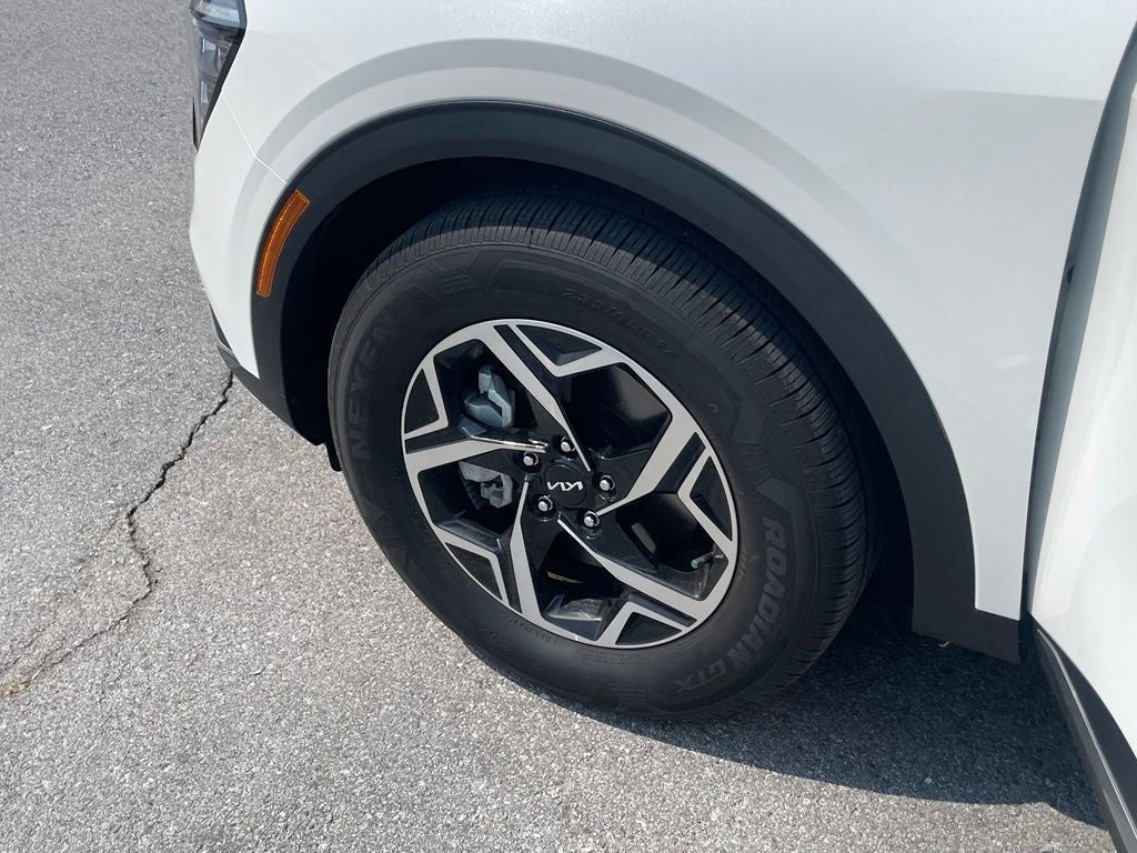 2025 Kia Sportage LX - KIA CERTIFIED / LANE KEEP ASSIST