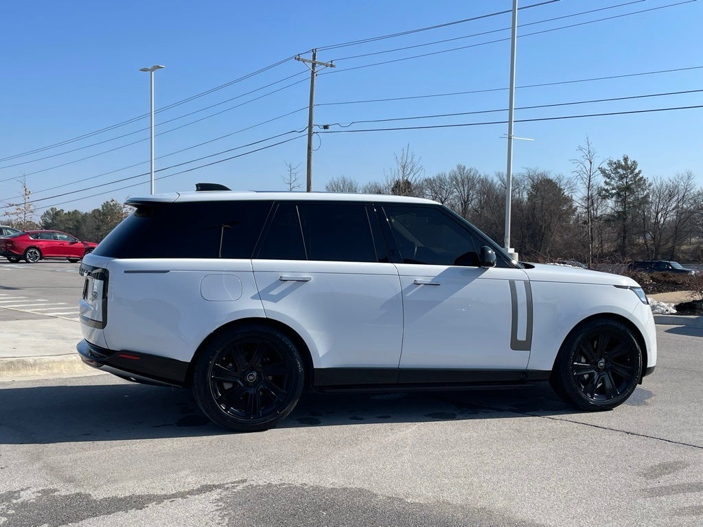 2023 Land Rover Range Rover SE