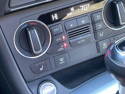 2018 Audi Q3 2.0T Premium Plus quattro - PANORAMIC SUNROOF / CD PLAYER