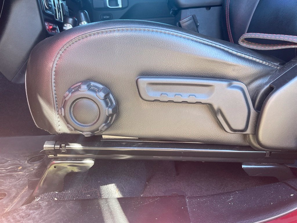2021 Jeep Wrangler Unlimited Rubicon Power Roof, Leather, Navi, Heated Seats