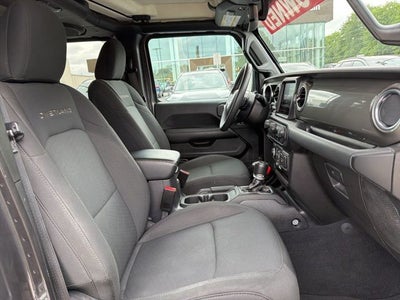 2023 Jeep Gladiator Overland