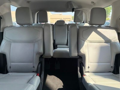 2025 Ford Expedition Platinum