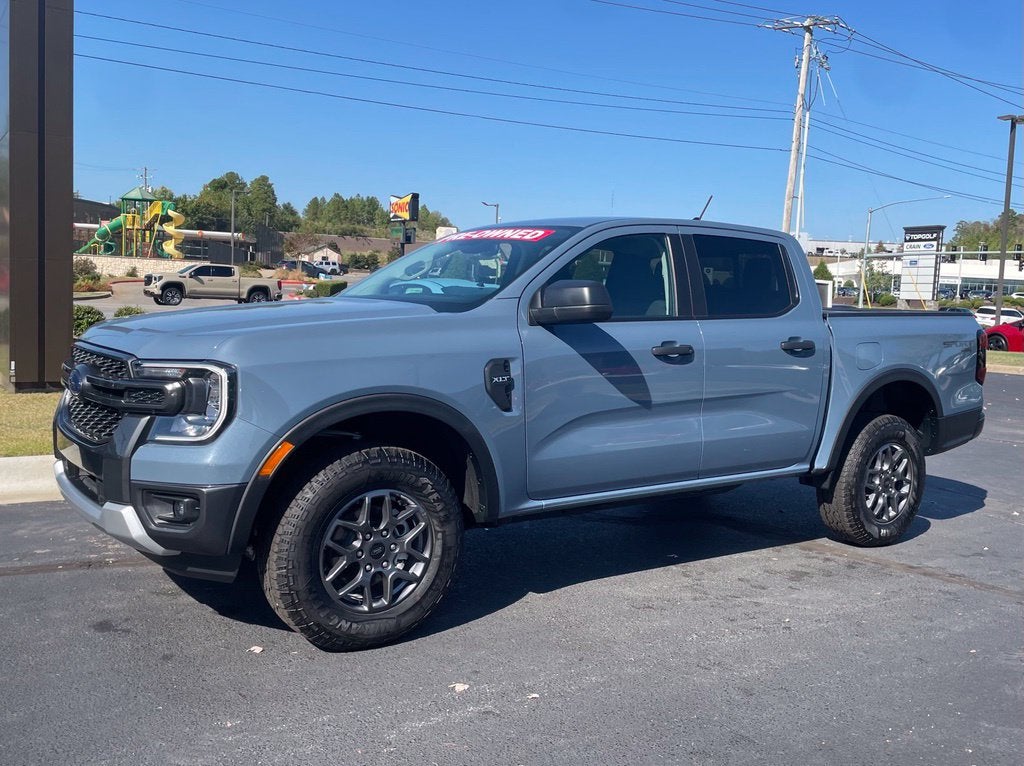 2025 Ford Ranger XLT Clean CarFax, One Owner