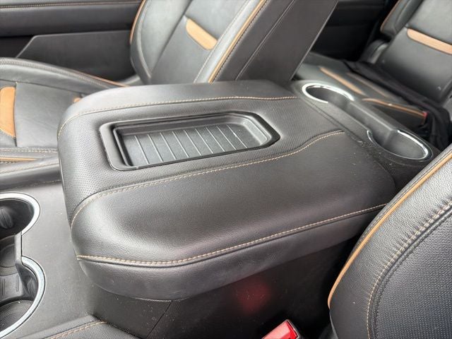 2023 GMC Yukon XL AT4