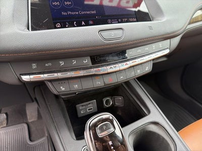2021 Cadillac XT4 Premium Luxury
