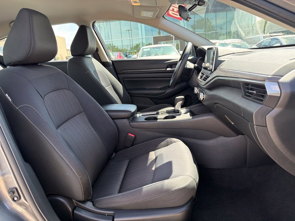 2025 Nissan Altima 2.5 SV CARFAX 1-Owner