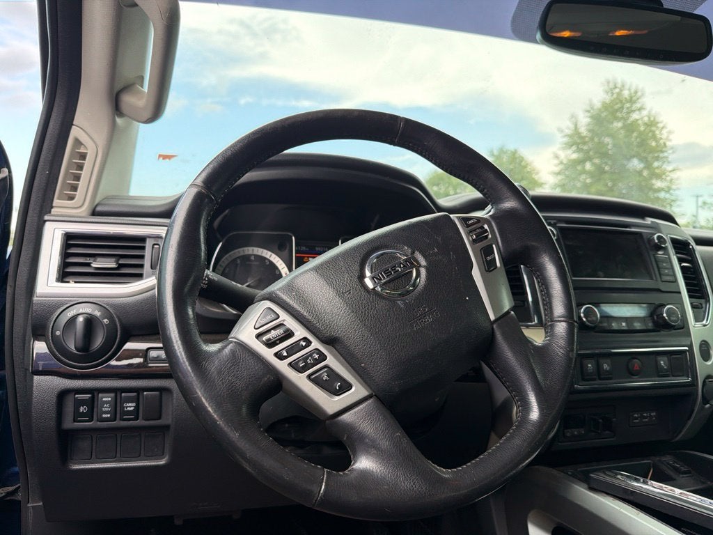 2019 Nissan Titan SV Clean CarFax, Navi, Blind Spot, CarPlay