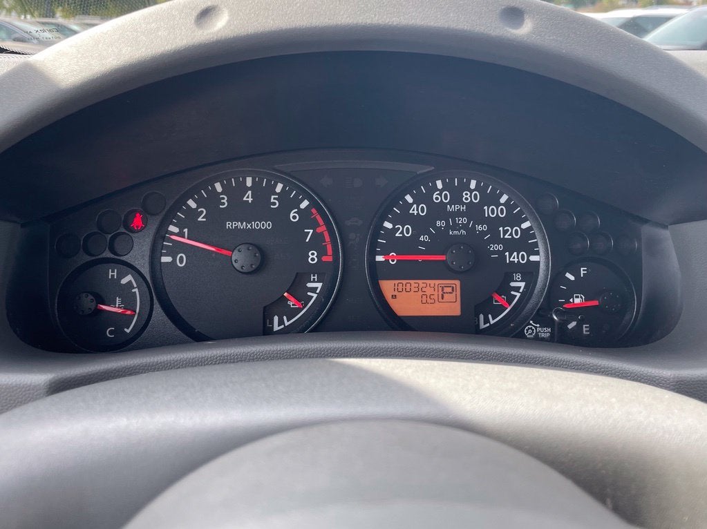 2011 Nissan Frontier SV CarFax One Owner