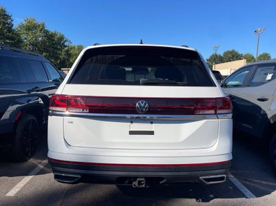 2024 Volkswagen Atlas 2.0T SE w/Technology Pano Roof, One Owner, Clean CarFax