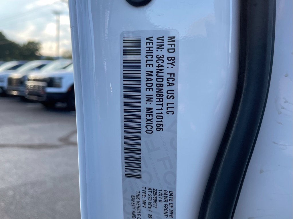 2024 Jeep Compass Latitude Clean CarFax, One Owner