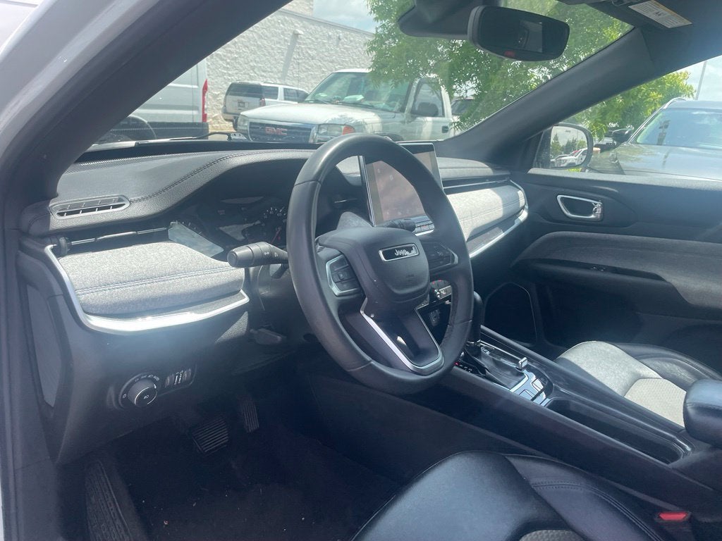 2024 Jeep Compass Latitude Clean CarFax, One Owner