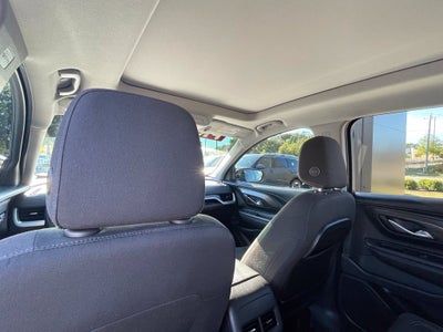 2022 GMC Terrain SLE Clean CarFax, Moonroof, Elevation Pkg, Heated Seat