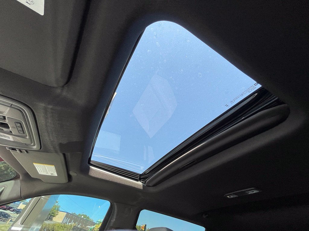 2024 GMC Sierra 1500 SLT Moonroof, Leather, X31