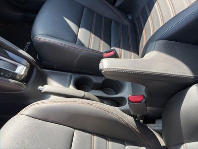 2019 Nissan Kicks SR