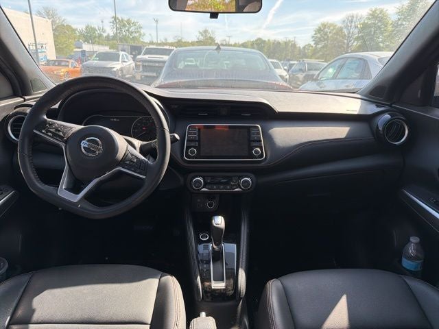 2019 Nissan Kicks SR