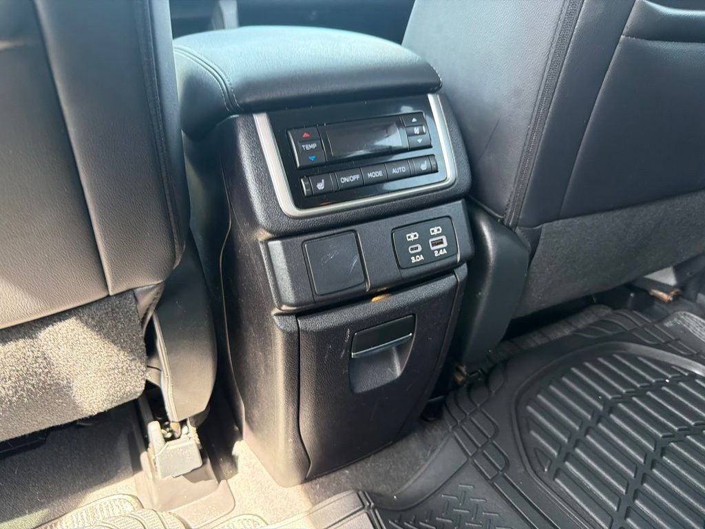 2023 Subaru Ascent Limited CLEAN CARFAX 1-OWNER