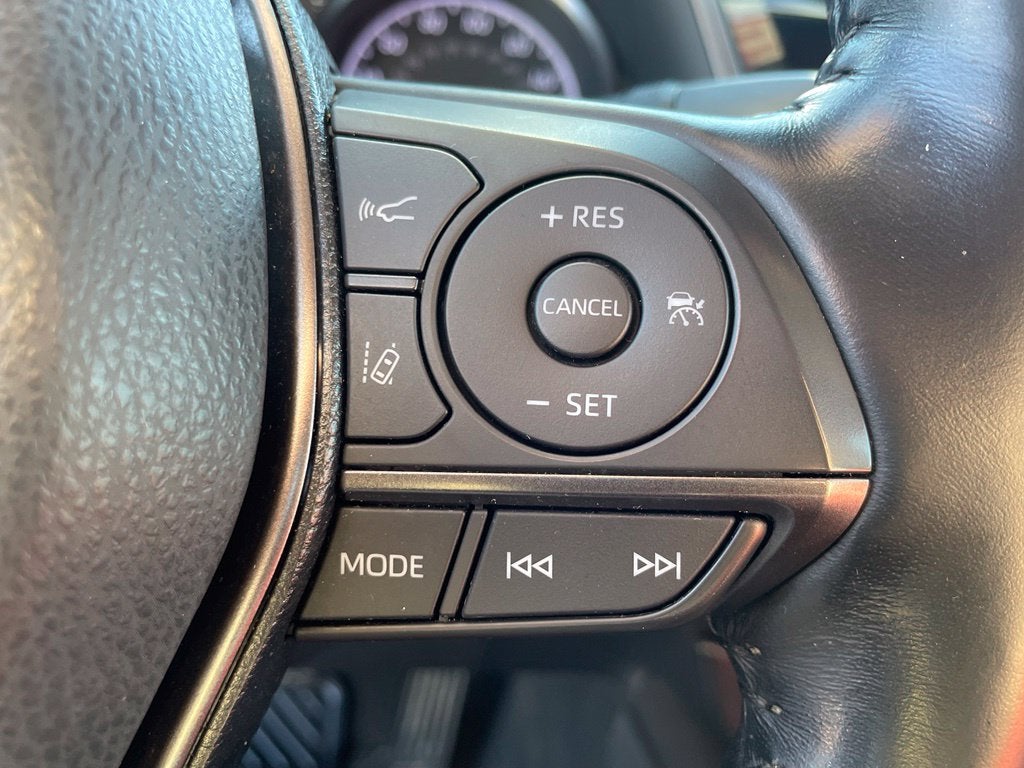 2021 Toyota Camry Hybrid XSE Pano Roof, Leather