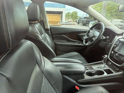 2023 Nissan Murano Platinum