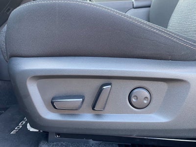 2023 Nissan Rogue SV Clean CarFax, Low Miles