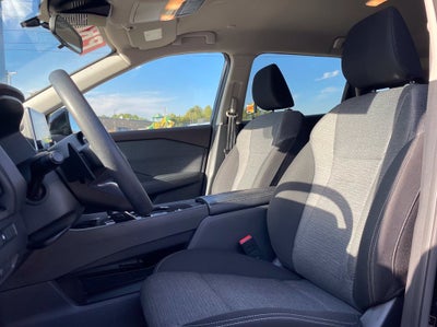 2023 Nissan Rogue SV Clean CarFax, Low Miles