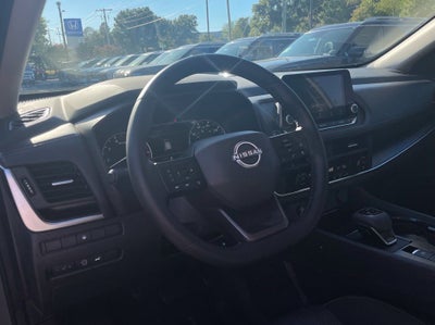 2025 Nissan Rogue SV Clean CarFax, One Owner