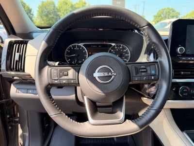 2022 Nissan Pathfinder SV 4WD, Clean CarFax, CarFax One Owner