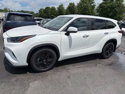 2023 Toyota Highlander L