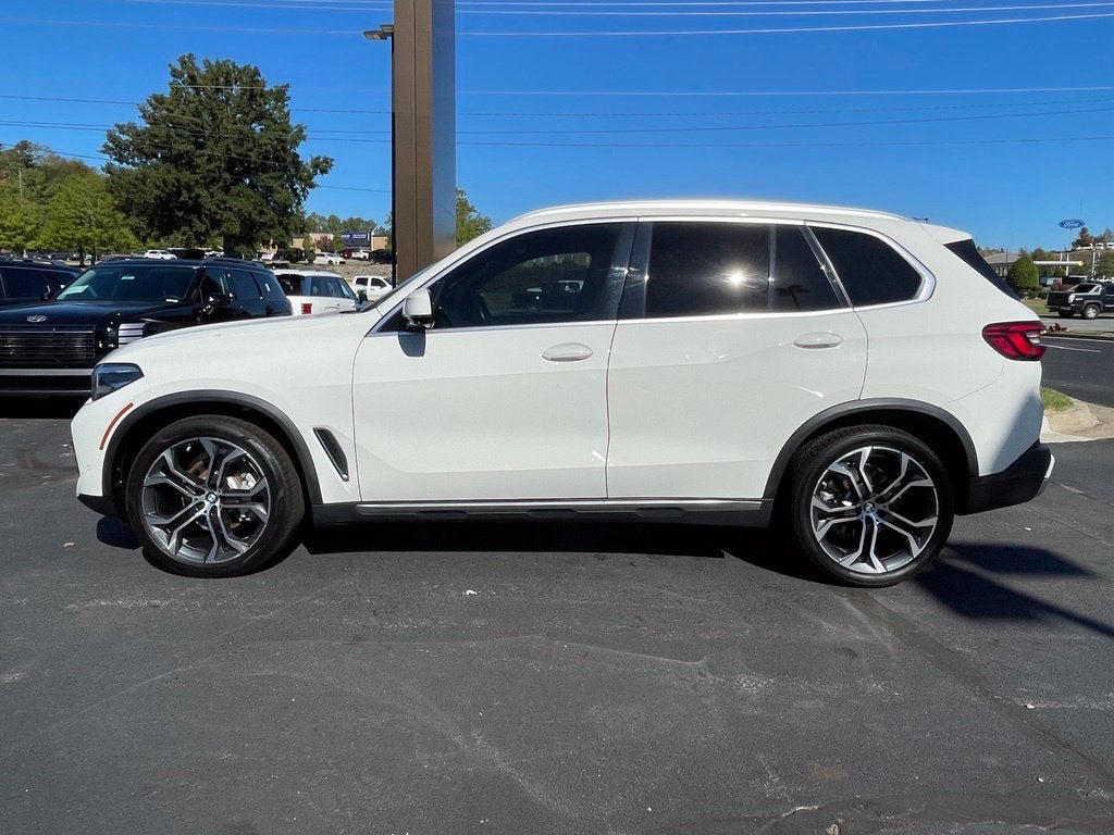 2020 BMW X5 sDrive40i Pano Roof, Leather