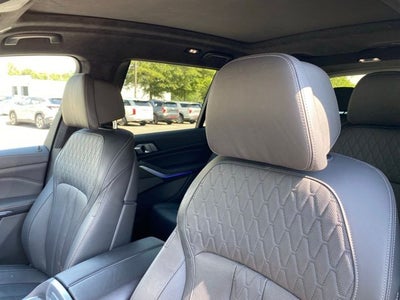 2020 BMW X7 M50i