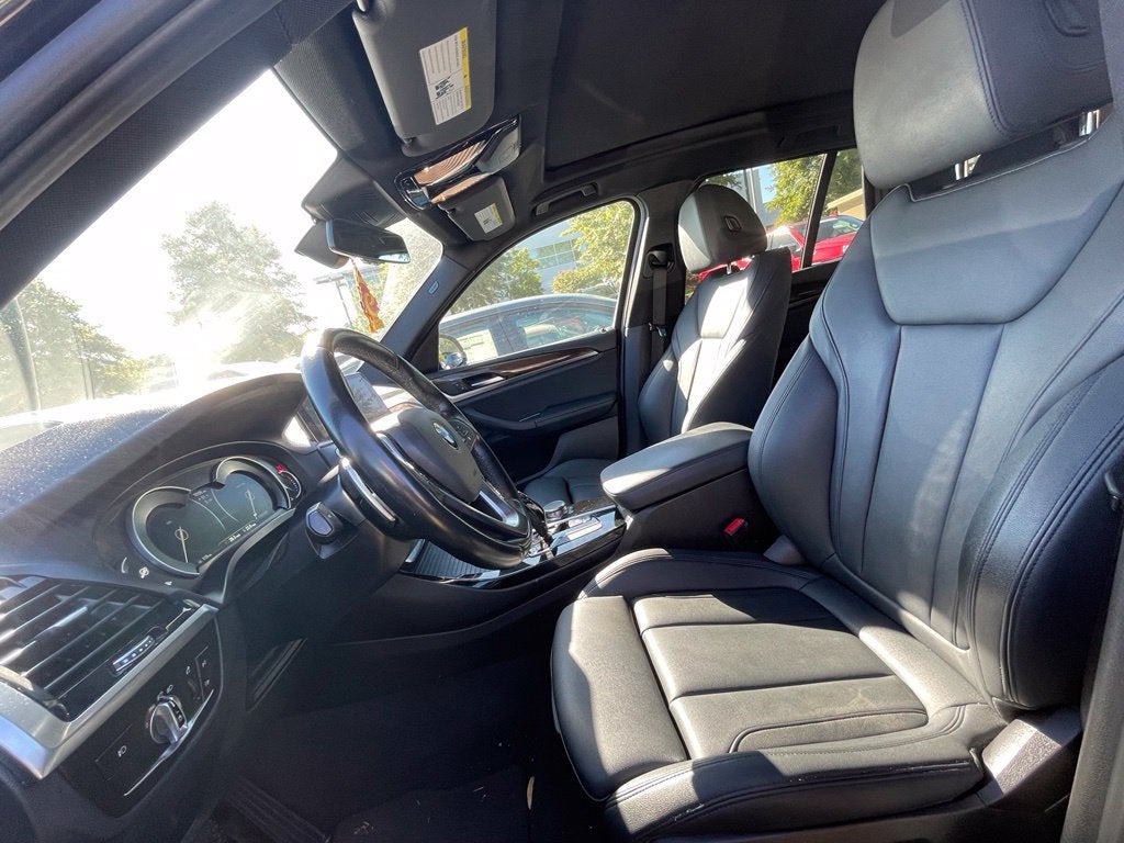 2019 BMW X3 sDrive30i Pano Roof, Navi, Heated Seats