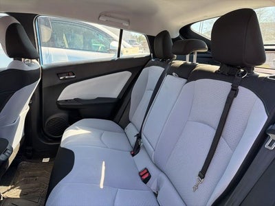 2020 Toyota Prius LE