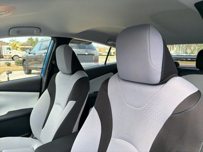 2020 Toyota Prius LE