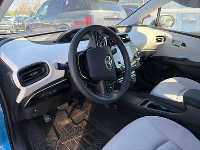 2020 Toyota Prius LE