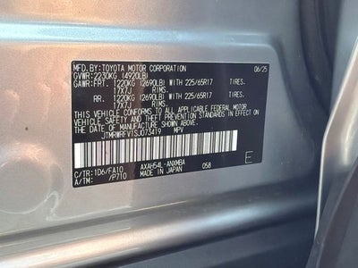 2025 Toyota RAV4 Hybrid XLE