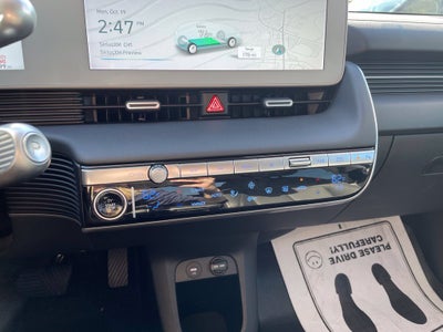 2024 Hyundai IONIQ 5 Limited Long Range, Pano Roof, One Owner, Leather