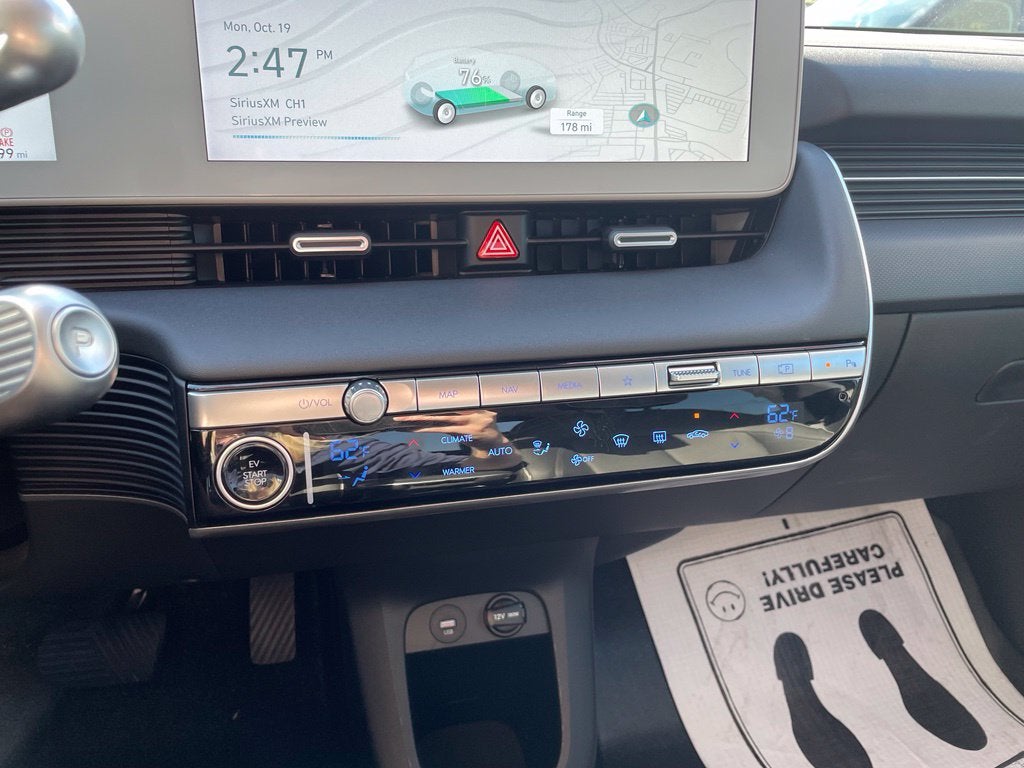 2024 Hyundai IONIQ 5 Limited Long Range, Pano Roof, One Owner, Leather