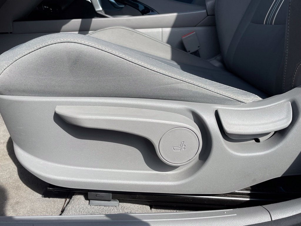 2025 Hyundai Elantra SEL Convenience CARFAX 1-Owner