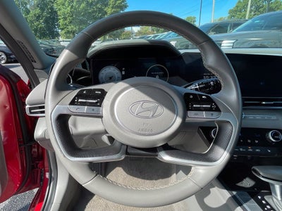 2025 Hyundai Elantra SEL Convenience CARFAX 1-Owner
