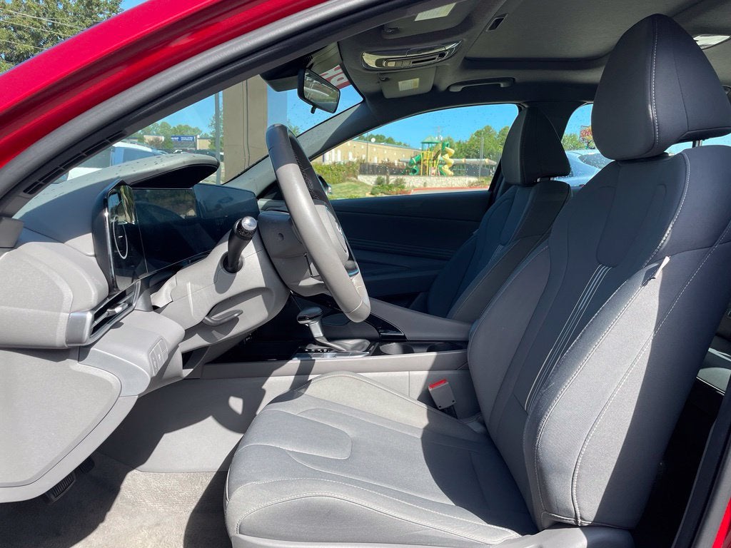 2025 Hyundai Elantra SEL Convenience CARFAX 1-Owner