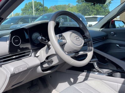 2025 Hyundai Elantra SEL Convenience CARFAX 1-Owner