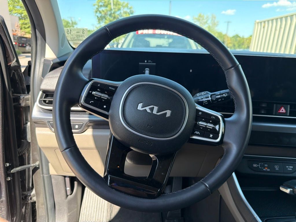 2025 Kia Carnival LXS CLEAN CARFAX 1-OWNER