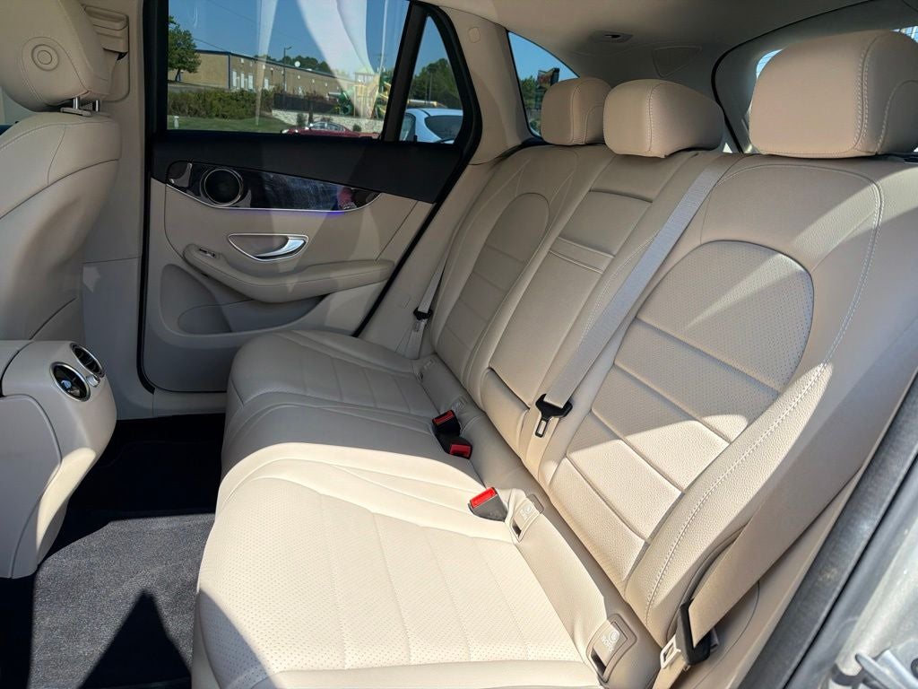 2022 Mercedes-Benz GLC GLC 300 Pano Moonroof, Clean CarFax