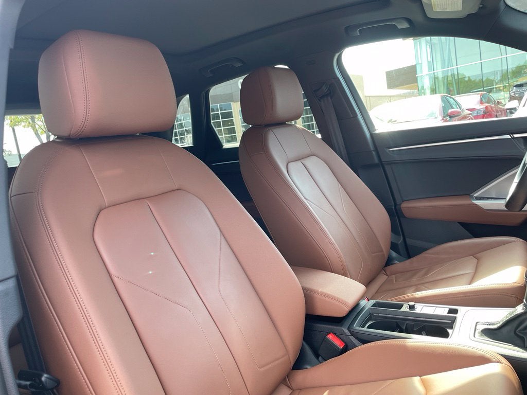 2024 Audi Q3 Premium Plus, One Owner, Navi, Leather, Moonroof S Line quattro