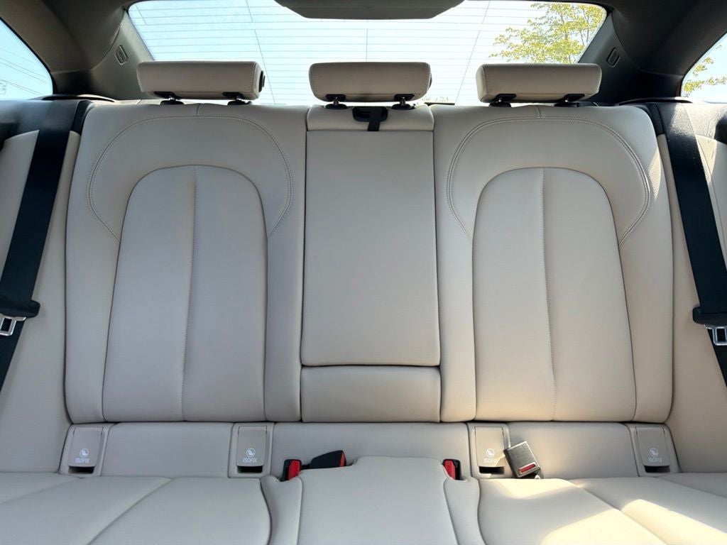 2023 BMW 2 Series 228i xDrive CARFAX 1-OWNER