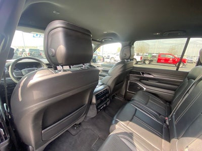 2023 Jeep Wagoneer Series II