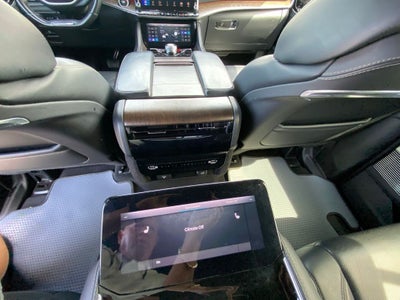 2023 Jeep Grand Wagoneer Series II
